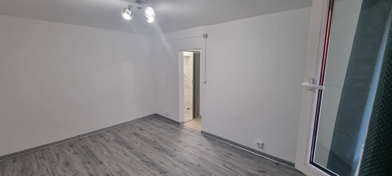 URGENT*Persoana fizica vând  Garsoniera 24mp