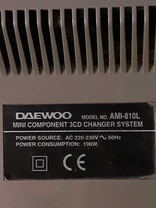 Combina audio muzicala,puternica si sunet clar - partial functionala