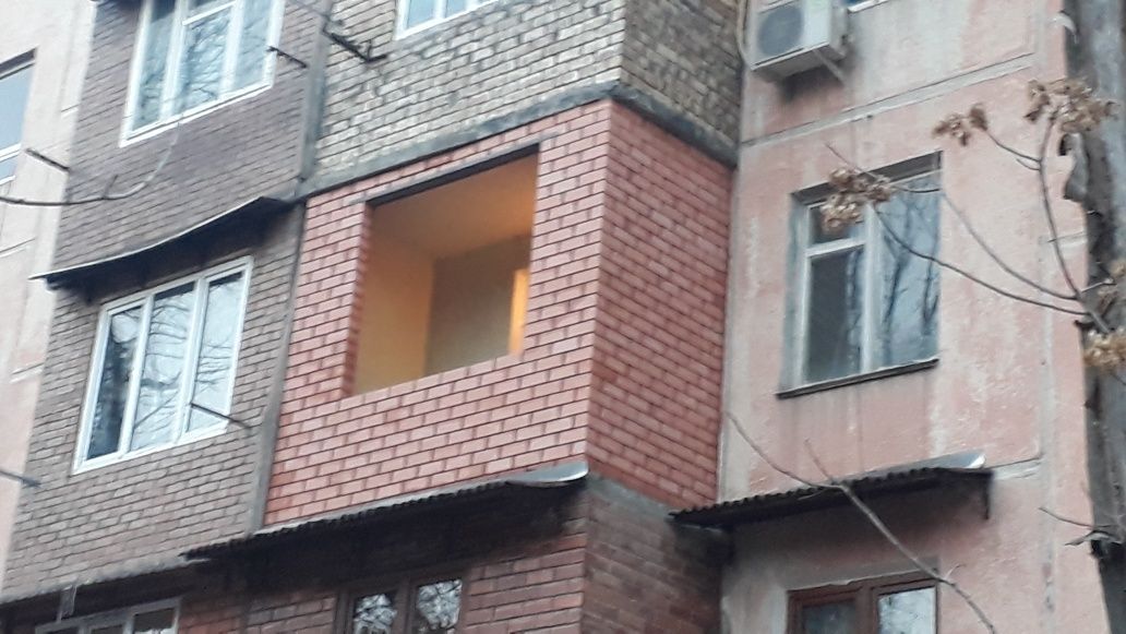 Балкон: Кладка КИРПИЧОМ + Демонтажные работы Любой ! ВЫВОЗ  МУСОРА  !
