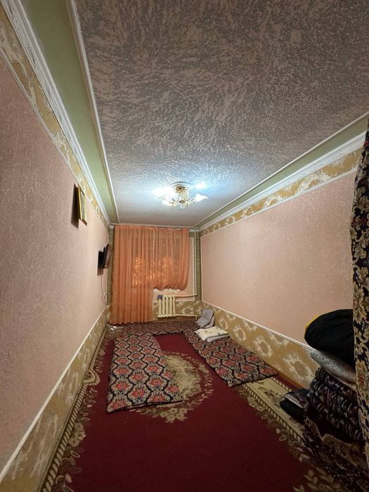 3-xonali katta xonadon sotiladi.