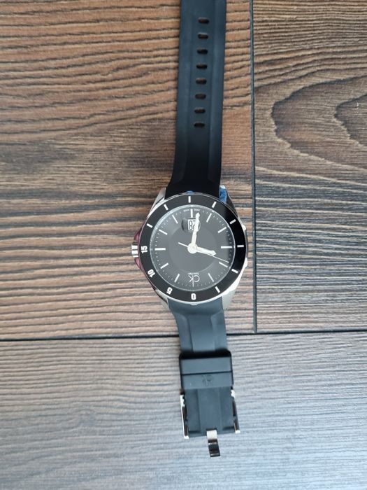 Super oferta Vind ceas Clavin Klein original nou cu data și limbi fosf