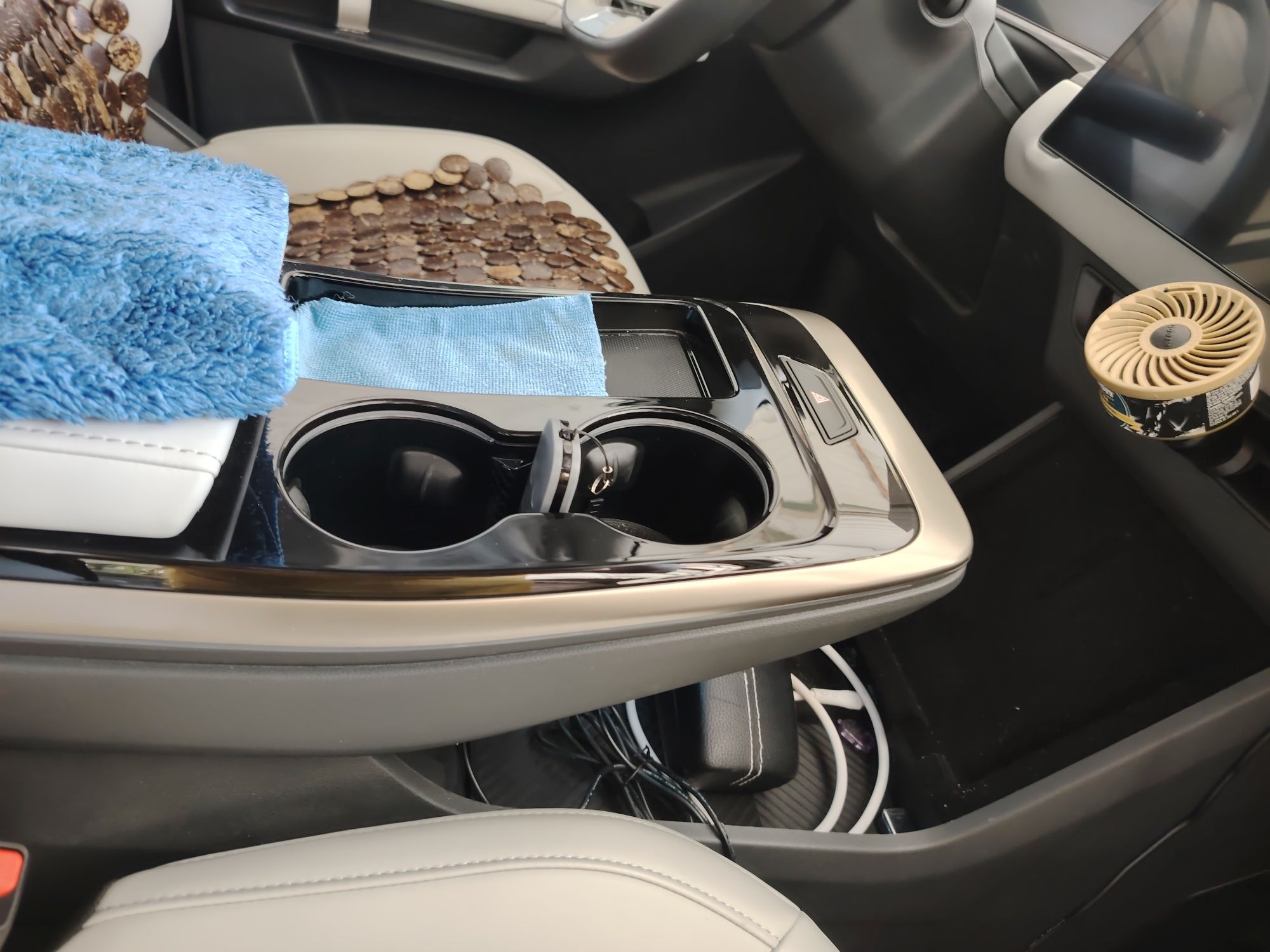 Продается компактный кроссовер Jetour Dashing 1.6