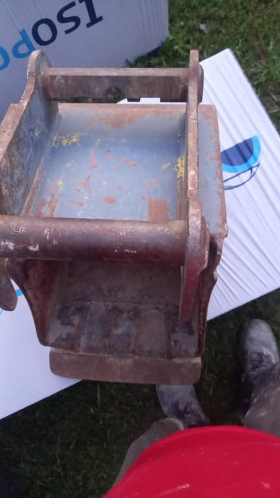 Vand cupă escavator