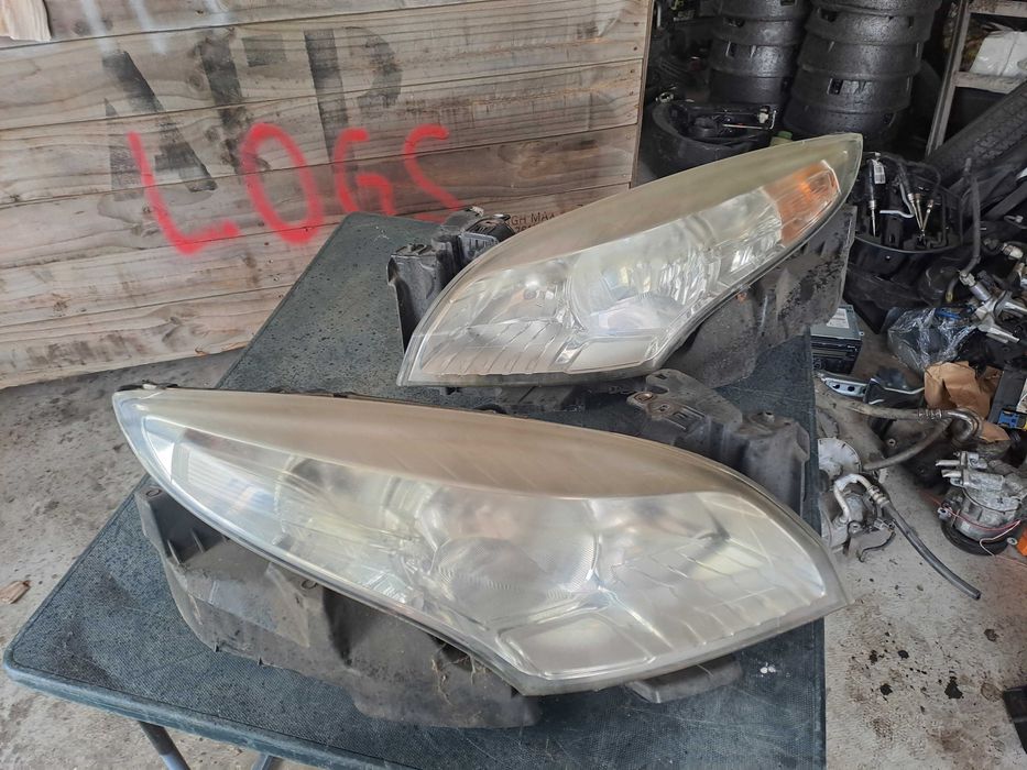 Far Stanga dreapta Faruri Renault Megane 3