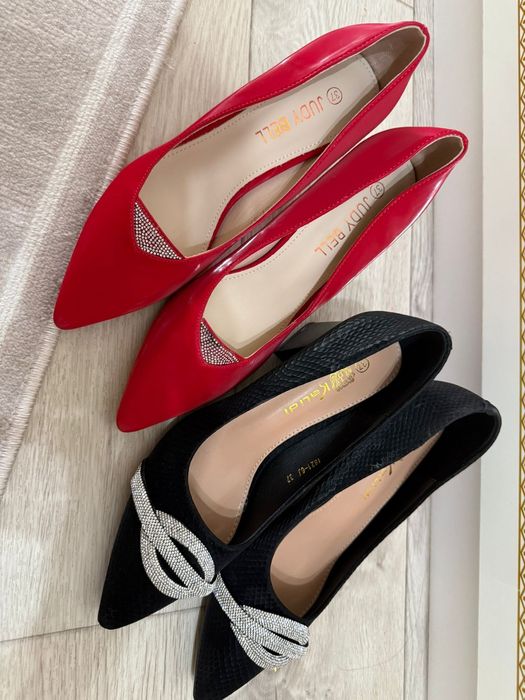 Продается туфли комплект