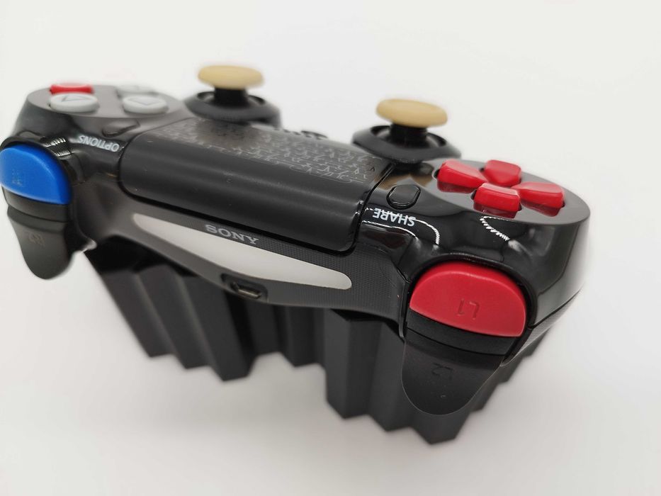 Контролер SONY Dualshock 4 V1 Darth Vader Limited Edition