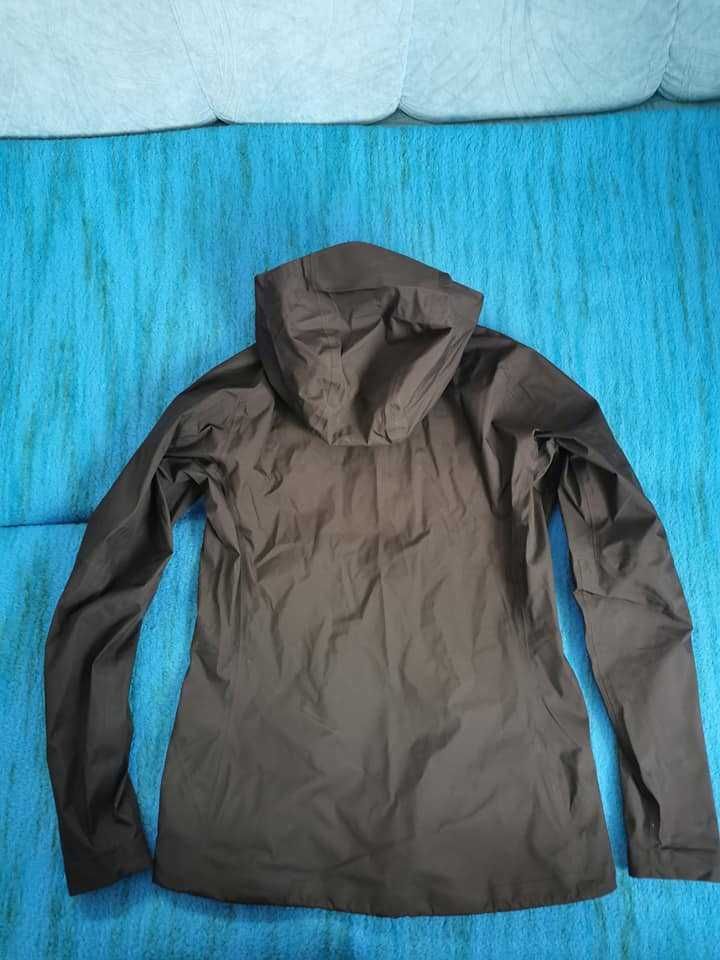 Jacheta Salomon gore-tex S dama si casca S/M