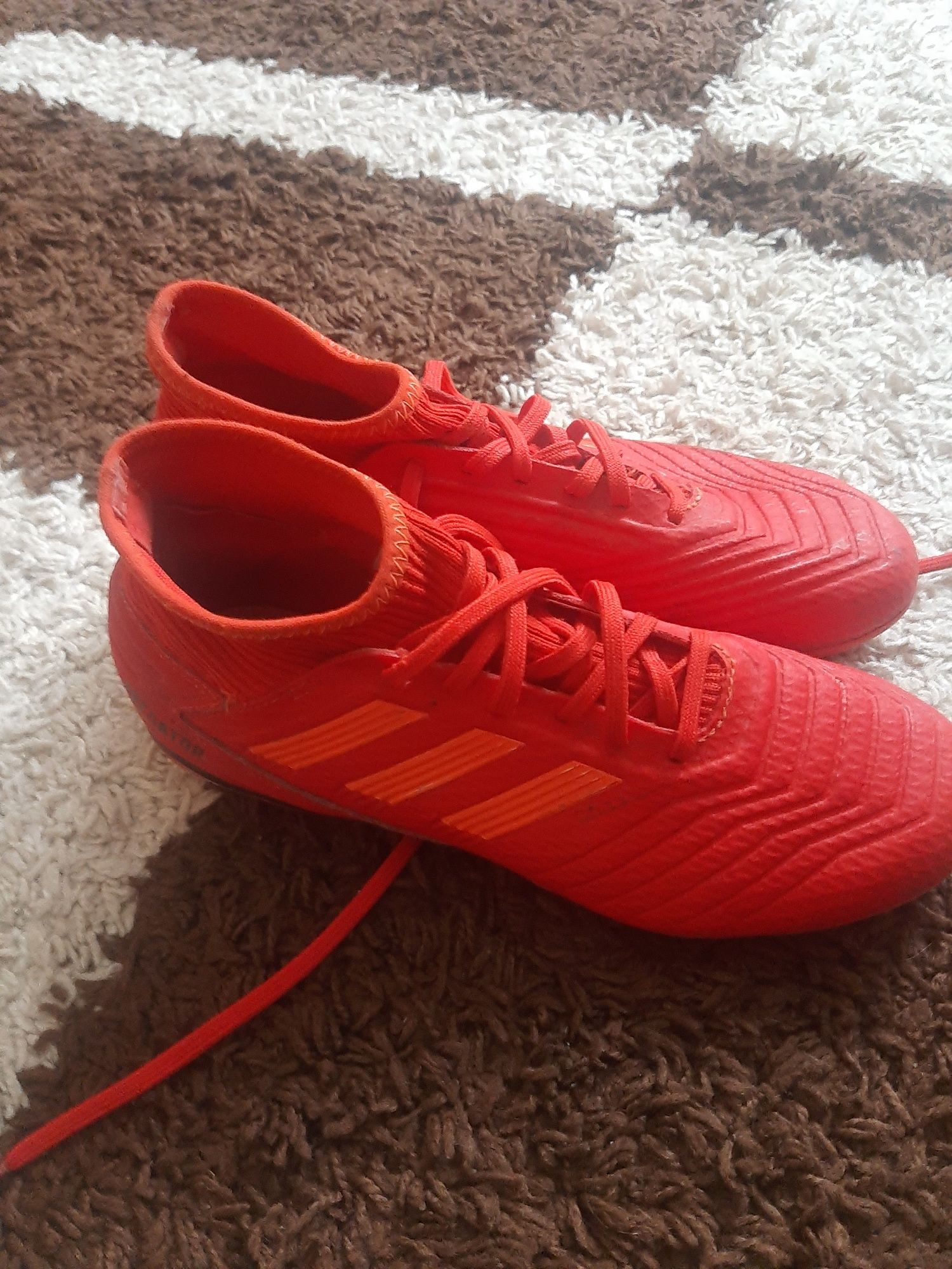 Ghete de fotbal adidas predator marimea 39.5