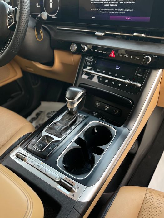 Kia Carnival ideal holatdagi avtomobil soriladi !