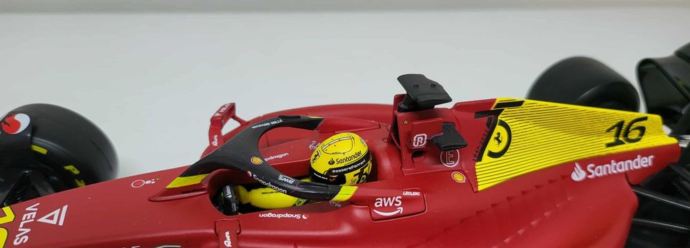Machetă Ferrari F1-75 Leclerc 1/18 Bburago