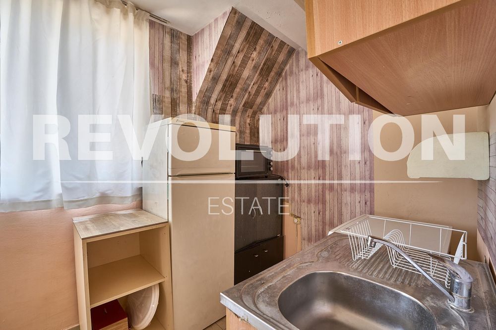 Дава се под наем Двустаен апартамент в Пловдив, Кючук Париж - 56 кв.м за 275 € - Снимка #3