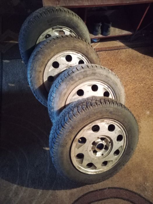 Продам колёса зимние