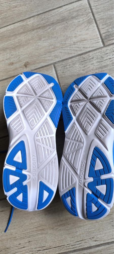 Маратонки Saucony guide 18 N46