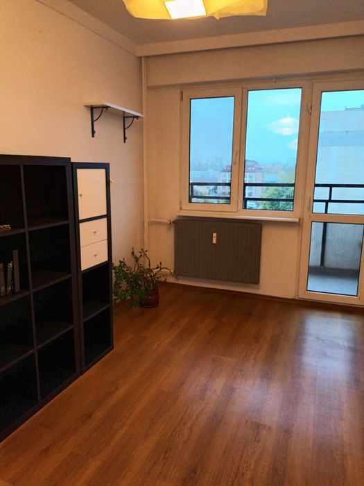 Продава тристаен апартамент в Христо Смирненски от собственик