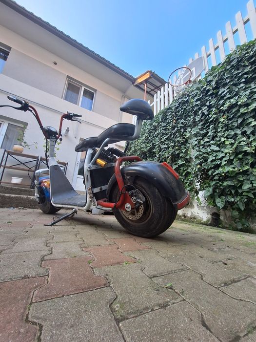Vând scuter 1500w