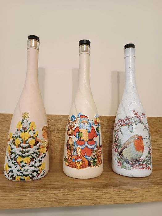 Коледни свещници и коледни бутилки