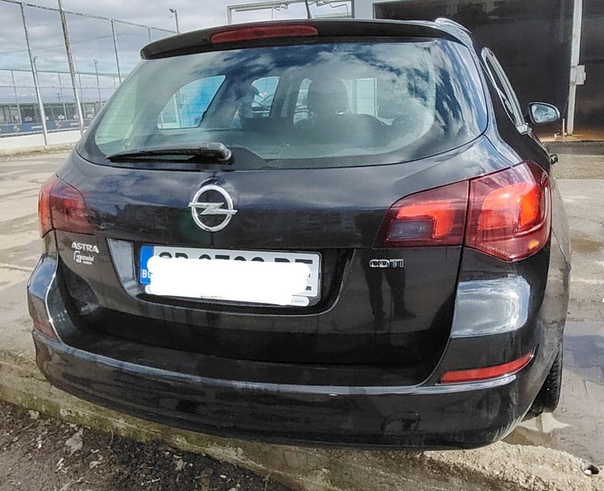 Обслужен Opel Astra 2012 1.7 cdti 125hp