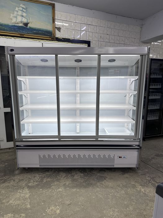 Холодильники Горки пристенный холодильник