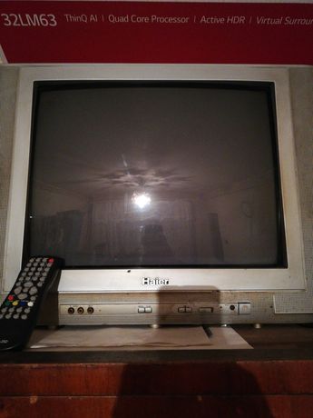 Televizor hayer cu telecomanda și dvd