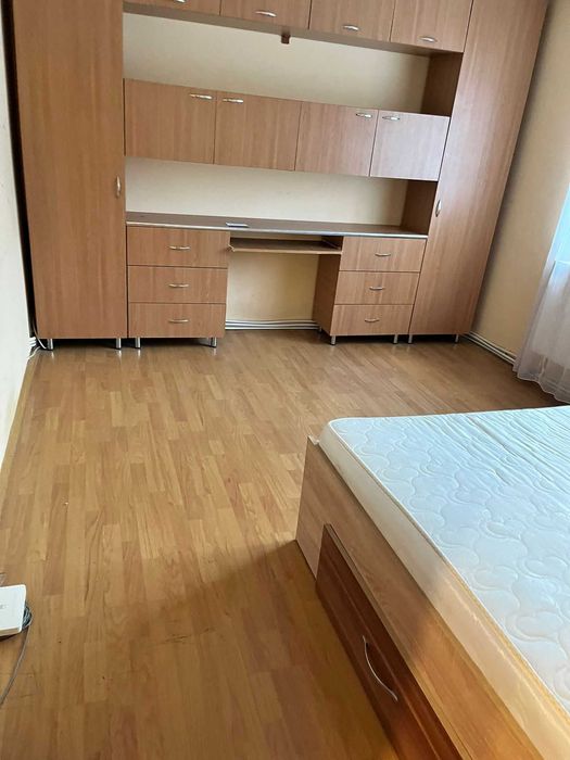 Se închiriază ap.2 camere.