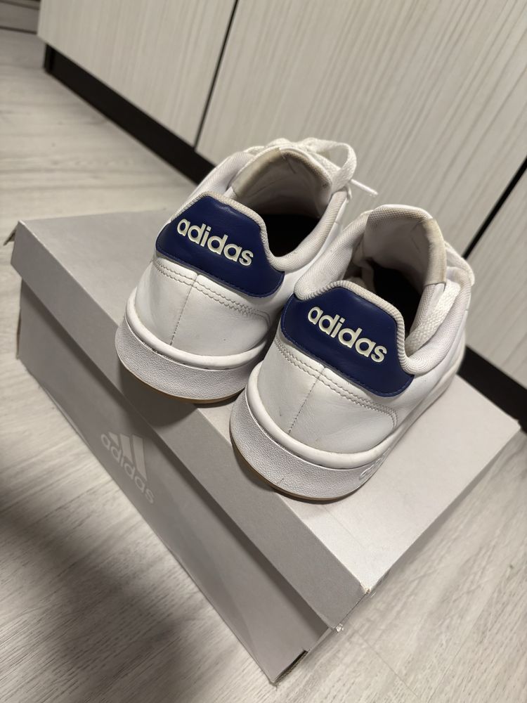 Vand adidasi Adidas Advantage