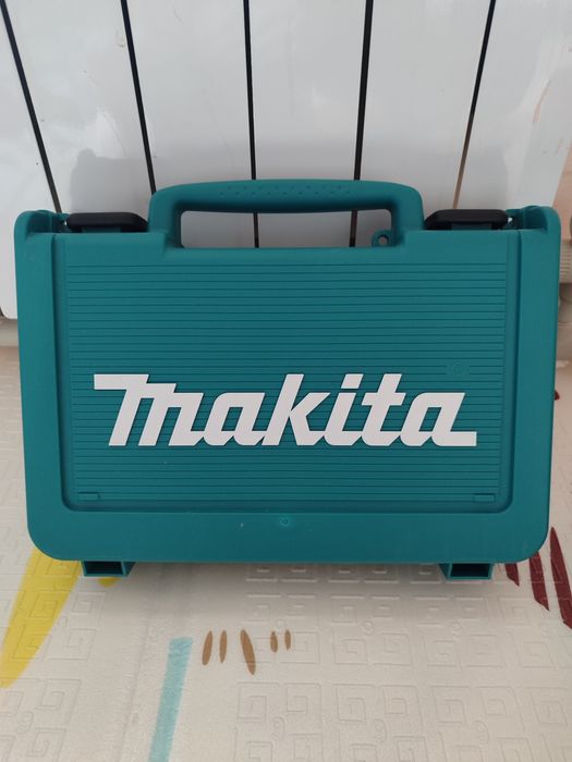 Аккумуляторная отвёртка. Makita. Электрическая отвёртка.