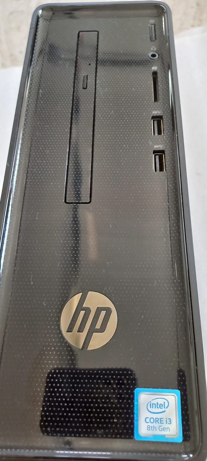 Sistem Desktop HP Slimline 290-p0100ng cu procesor Intel® Core™ i3-810