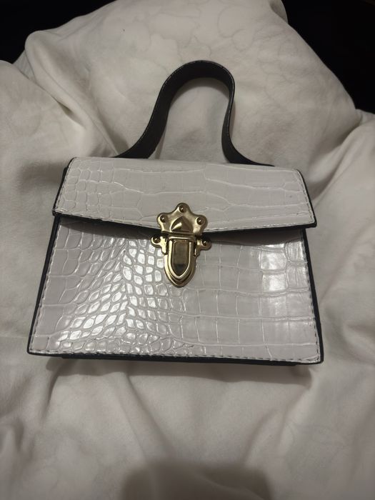 Чанта тип Л**с В***н