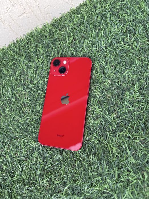iPhone 13 128 red