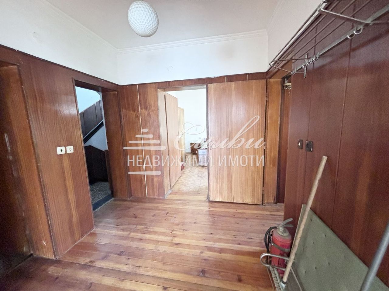 Продава се Къща в Велики Преслав - 261 кв.м за 411 €/кв.м - Снимка #5