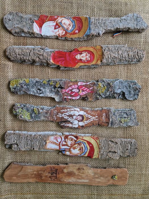 Icoane pe scoarta de copac