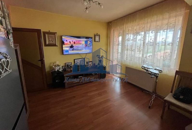 Продава се Етаж от къща в Шумен, Дивдядово - 98 кв.м за 1145 €/кв.м - Снимка #2