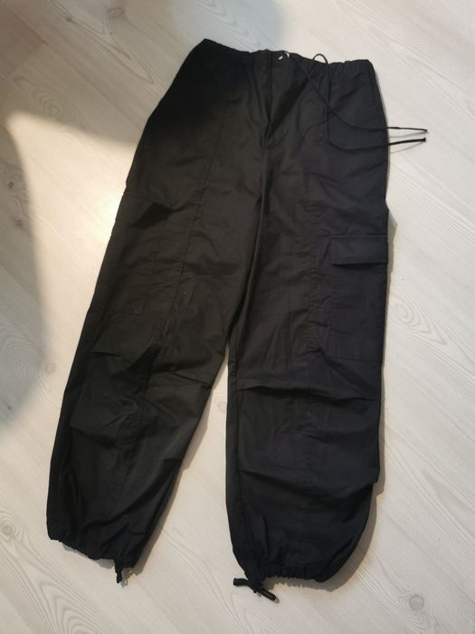 Parachute pants Zara