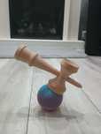 Vând Kendama Night noua luată acum 1 saptamana fac și schimb cu krom