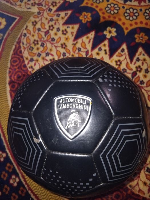 Minge Lamborghini pentru Colecționari sau Joc – Calitate Excelentă”