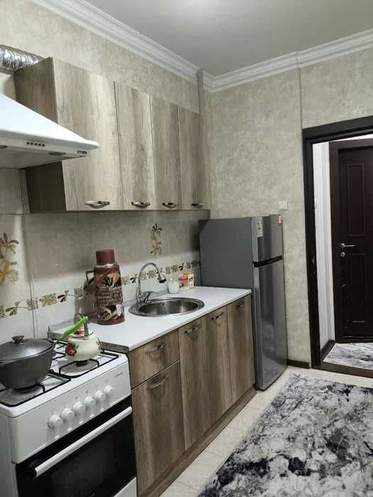 Ш.СРОЧНО аренда к-ра в сергели--7а 2/7/7 4-бекат 200м