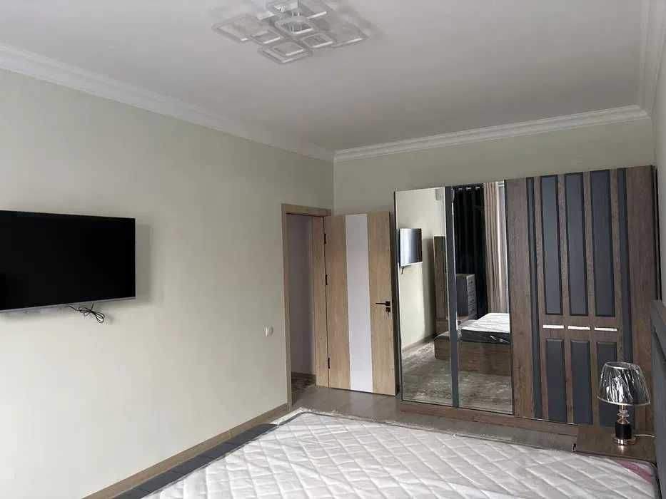 Сдаётся Шикарная квартира 2/5/17 на ЖК Чакар ор-р Дружба Народов!