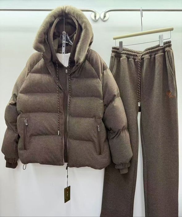 Зимний комплект (костюм и куртка)