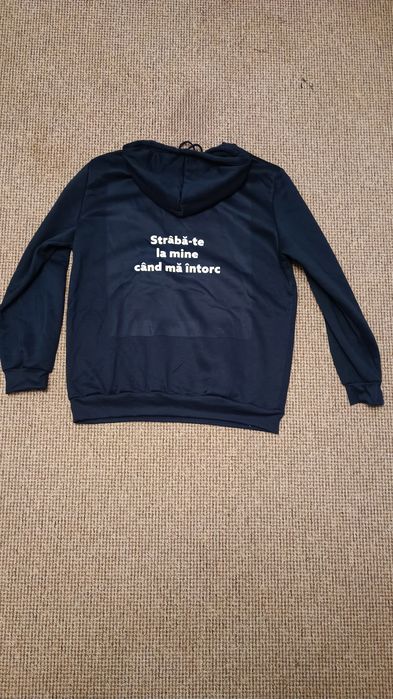 Hoodie, bluză cu text imprimat, pt interactiune sociala