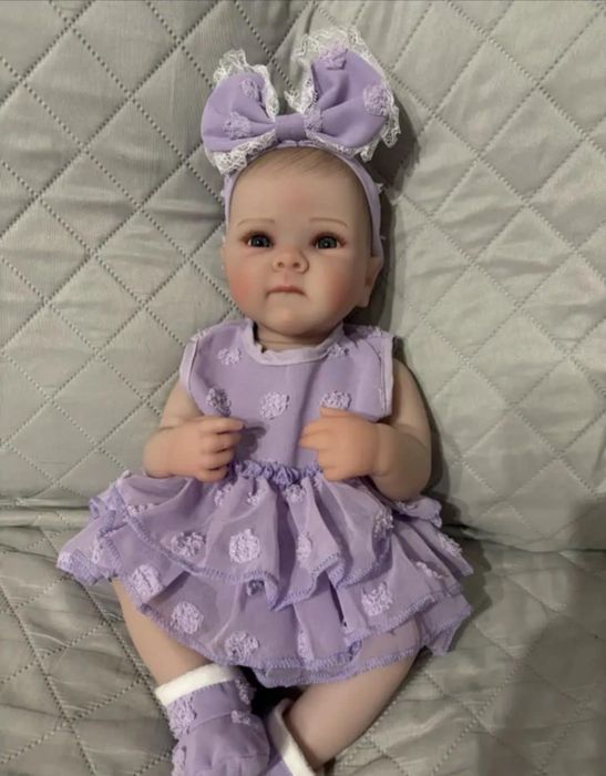 Реборн бебе силиконово момиче