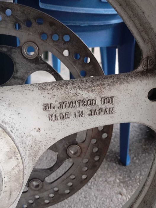 Джанти два броя за мотоциклет SUZUKI