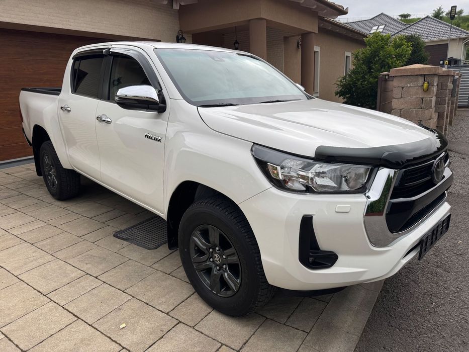 Toyota Hilux Hilux 2025 pe stoc factura externă neto 2,8D Manual