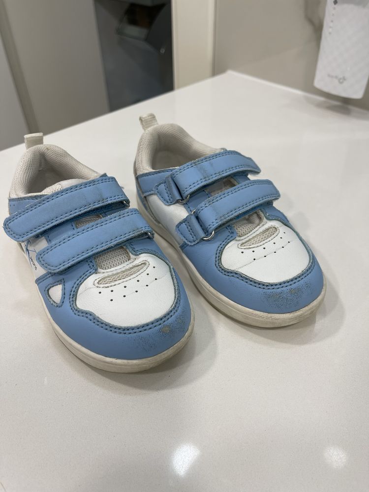 Оригинални Calvin Klein детски обувки 25 ном.