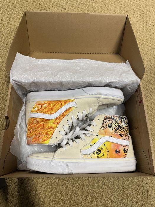 Кецове Vans Bandana flame и кецове Anyways