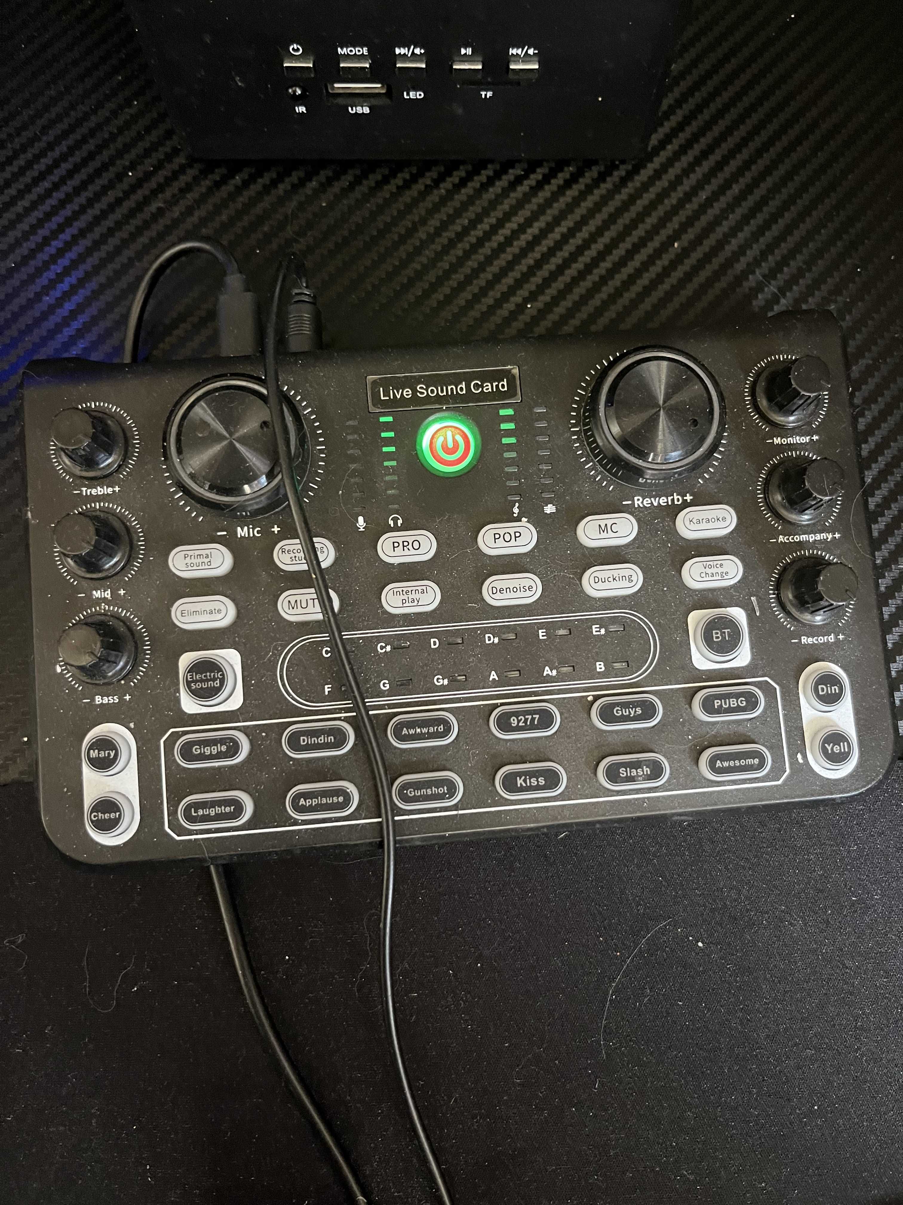 Продадвм Live sound Card