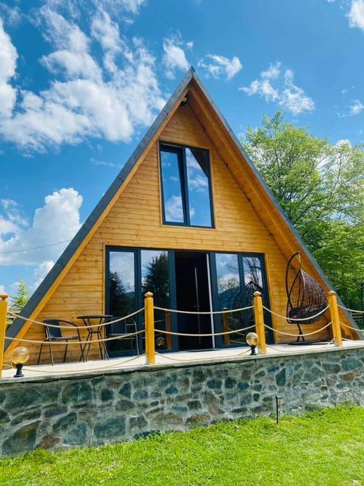 Vand cabane din lemn tip A – constructie la comanda, montaj rapid