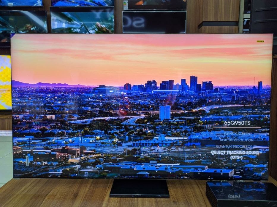 Телевизор QLED Samsung QE-65Q950TS 65" 8K (Новинка 2020) Мега скидка