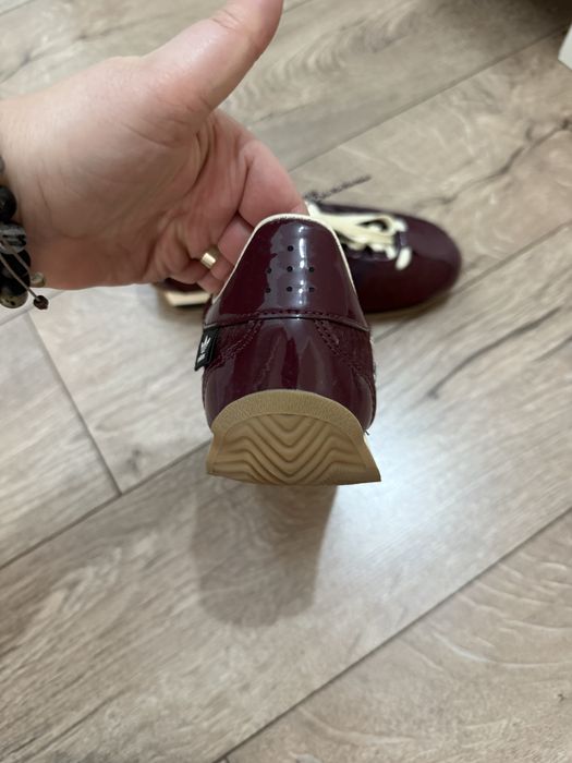 Дамски маратонки Adidas SL72