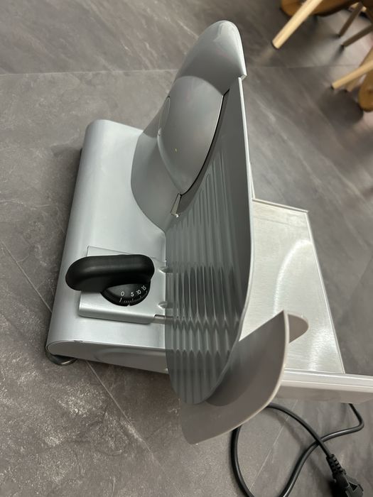 Електрически нож Gorenje