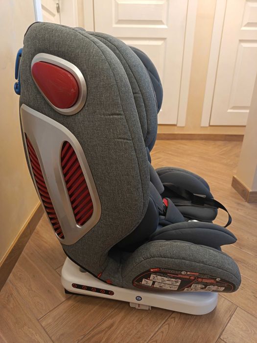 Детско столче за кола. Въртящо се на 360